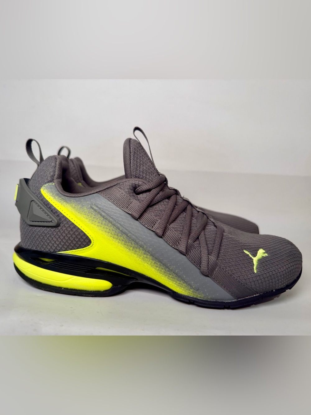 Puma Ion Fade Running Shoes 377380-03 Size 10 mens. Castlerock - Lime Squeeze